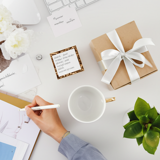 Abschiedsgeschenk Kollegin: Die besten Ideen zum Abschied