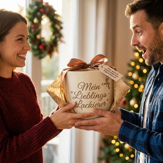 Personalisierter Blumentopf mit Gravur — Geschenk Lackierer Geburtstag — als persoenliche Geschenk-Uebergabe