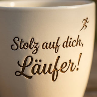 Personalisierter Blumentopf — Geschenk Marathonläufer Zieleinlauf — Detailaufnahme