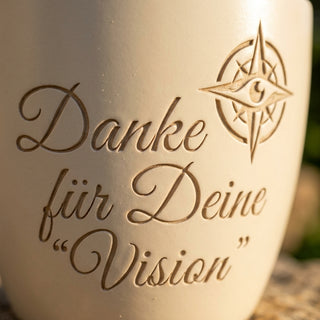 Individuelles Geschenk für Filmproduzenten – Gravur: Danke für Deine Vision — Detailaufnahme