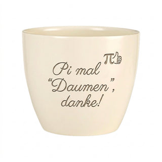 Personalisierter Blumentopf mit Gravur — Geschenk Mathematikerin Abschied — Detailansicht der Lasergravur