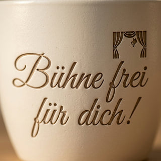 Personalisierter Blumentopf „Bühne frei für dich!“ — Geschenk Schauspielerin — Detailaufnahme