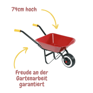 Rote Spielzeug-Schubkarre von Goki mit gelben Griffen und schwarzem Rahmen, 74cm hoch. Ideal für kleine Gärtner.