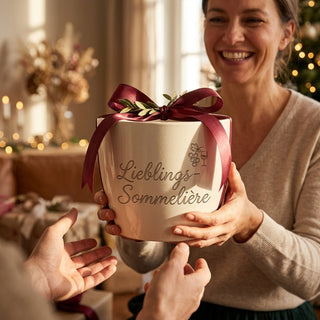 Personalisierter Blumentopf — Geschenk Sommelière „Lieblings-Sommelière“ — als persoenliche Geschenk-Uebergabe