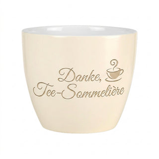 Personalisierter Blumentopf mit Gravur — Geschenk Tee-Sommelière Danke — Detailansicht der Lasergravur