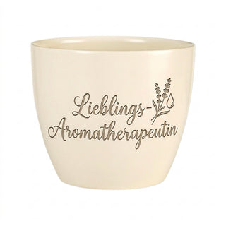 Personalisierter Blumentopf mit Gravur — Geschenk für Aromatherapeutin — topf_gravur