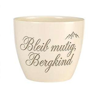 Personalisierter Blumentopf mit Gravur — Geschenk Snowboarder & Bergkind — Detailansicht der Lasergravur