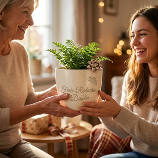 Persönliches Geschenk für die Freie Rednerin – Blumentopf mit Gravur — als persoenliche Geschenk-Uebergabe