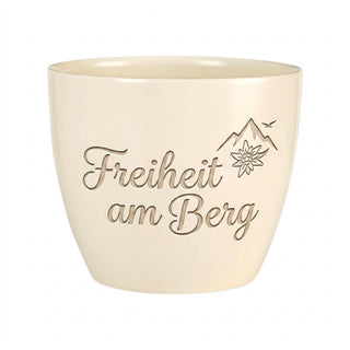 Personalisierter Blumentopf mit Gravur — Geschenk Mountainbiker — Detailansicht der Lasergravur