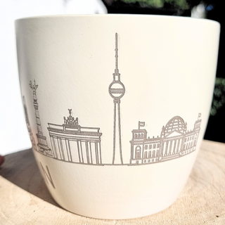 Berlin Blumentopf mit Gravur – persönliches Geschenk & Souvenir aus der Hauptstadt