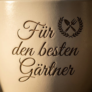Personalisierter Blumentopf — Geschenk für Gärtner & Gartenbauer — Detailaufnahme