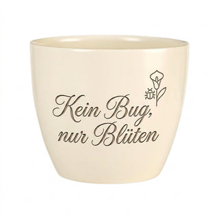 Personalisierter Blumentopf mit Gravur — Geschenk für IT Consultant & Entwickler — Detailansicht der Lasergravur