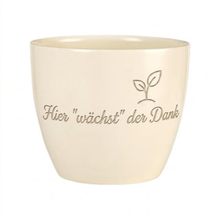 Personalisierter Blumentopf mit Gravur — Dankeschön Geschenk Melker — Detailansicht der Lasergravur
