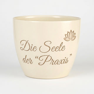 Personalisierter Blumentopf mit Gravur — Geschenk Arzthelferin Abschied — topf_gravur