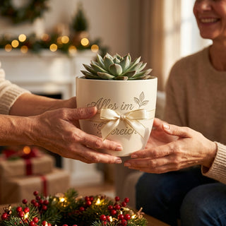 Persönliches Geschenk für Buchhalterin – Gravur: Alles im grünen Bereich — als persoenliche Geschenk-Uebergabe
