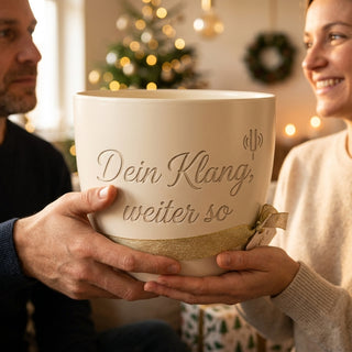 Personalisierter Blumentopf mit Gravur — Geschenk Hobbymusiker Motivation — als persoenliche Geschenk-Uebergabe