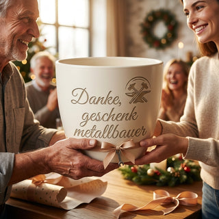 Einzigartiger Blumentopf mit Gravur für Metallbauer – Danke — als persoenliche Geschenk-Uebergabe