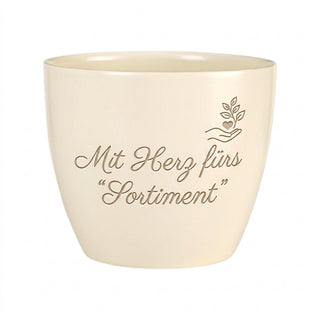 Personalisierter Blumentopf — Geschenk Category Manager Abschied — Detailansicht der Lasergravur