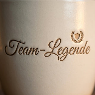 Personalisierter Blumentopf — Geschenk Arbeitskollege Abschied Team-Legende — nahaufnahme