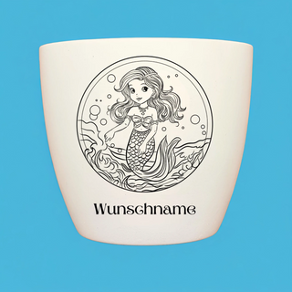 Weißer Blumentopf mit Meerjungfrauen-Motiv und dem Schriftzug "Wunschname" für das Naturmacher Pflanz-Set "Mein erstes Pfl...