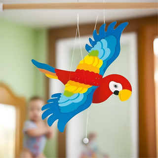 Bunter Holz-Papagei als Schwingtier von goki. Hängend an Schnüren, mit roten, blauen, gelben und grünen Flügeln. Ideal für...