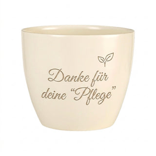 Personalisierter Blumentopf mit Gravur — Danke Geschenk für Dialyseschwester — Detailansicht der Lasergravur