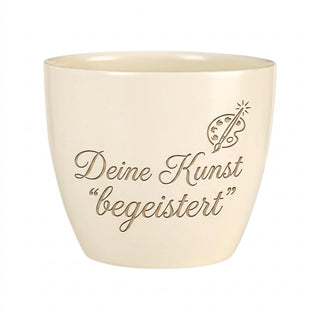 Personalisierter Blumentopf — Geschenk für Maskenbildner Abschied — Detailansicht der Lasergravur