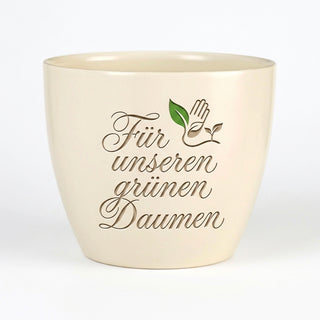 Personalisierter Blumentopf mit Gravur — Geschenk für Gartenfreunde — Detailansicht der Lasergravur