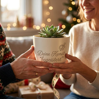 Personalisierter Blumentopf — Geschenk für Maskenbildner Abschied — als persoenliche Geschenk-Uebergabe