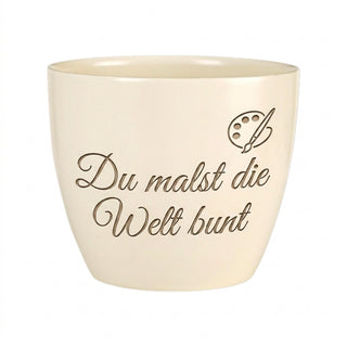Personalisierter Blumentopf mit Gravur — Geschenk Kunstlehrerin Abschied — Detailansicht der Lasergravur
