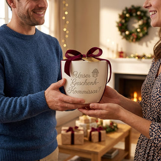 Personalisierter Blumentopf mit Gravur — Danke Geschenk-Kommissar Team — als persoenliche Geschenk-Uebergabe