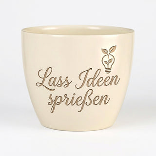 Personalisierter Blumentopf — Geschenk Frontend Entwickler mit Gravur — Detailansicht der Lasergravur