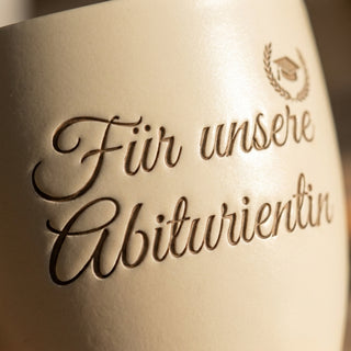Wunderschönes Geschenk für Abiturientin mit individueller Gravur – Für unsere Abiturientin — nahaufnahme