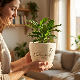 Personalisierter Blumentopf — Geschenk Gastronomin Eröffnung Jubiläum — im Wohnambiente