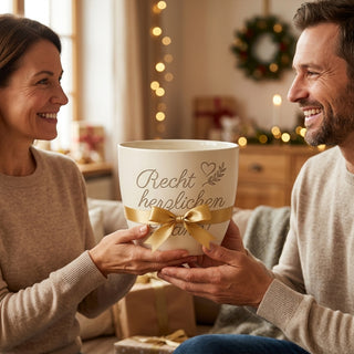 Personalisierter Blumentopf mit Gravur — Dankeschön Geschenk Notarin — als persoenliche Geschenk-Uebergabe
