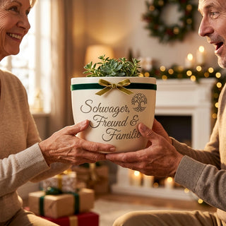 Personalisierter Blumentopf mit Gravur — Geschenk für Schwager zum Geburtstag — als persoenliche Geschenk-Uebergabe