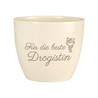Personalisierter Blumentopf mit Gravur — Geschenk Drogistin Abschied — Detailansicht der Lasergravur