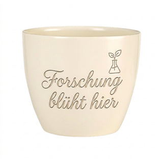 Personalisierter Blumentopf — Geschenk Laborantin Forschung blüht hier — Detailansicht der Lasergravur
