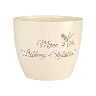 Personalisierter Blumentopf mit Gravur — Geschenk Nageldesignerin — Detailansicht der Lasergravur