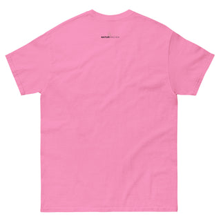 Pinkes Unisex-T-Shirt mit Bensheim Skyline, Hersteller Naturmacher, Rückansicht.
