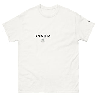 Weißes T-Shirt mit "BNSHM" und Weinglas-Design, von Naturmacher, inspiriert von Bensheim.