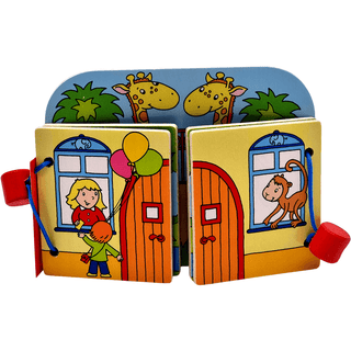 Goki Holzbilderbuch "Besuch im Zoo" mit bunten Illustrationen von Kindern, Giraffen und Affen. Ideal für Kleinkinder.