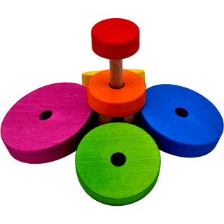 Bunter Stapelturm von Goki mit farbigen Holzringen auf Stab, Regenbogenfarben.