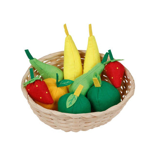 Stoffobstkorb von goki mit Filz-Birnen, Äpfeln, Erdbeeren und Orangen. Ideal für Kaufmannsladen-Rollenspiele.